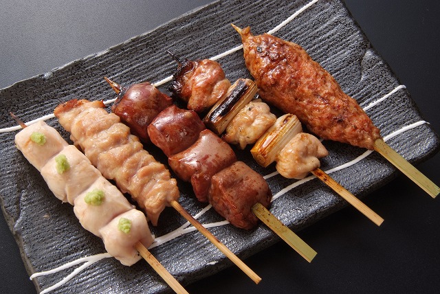 やきとり宮川 豊洲店で家族とともに楽しむ焼き鳥と特別な日本酒