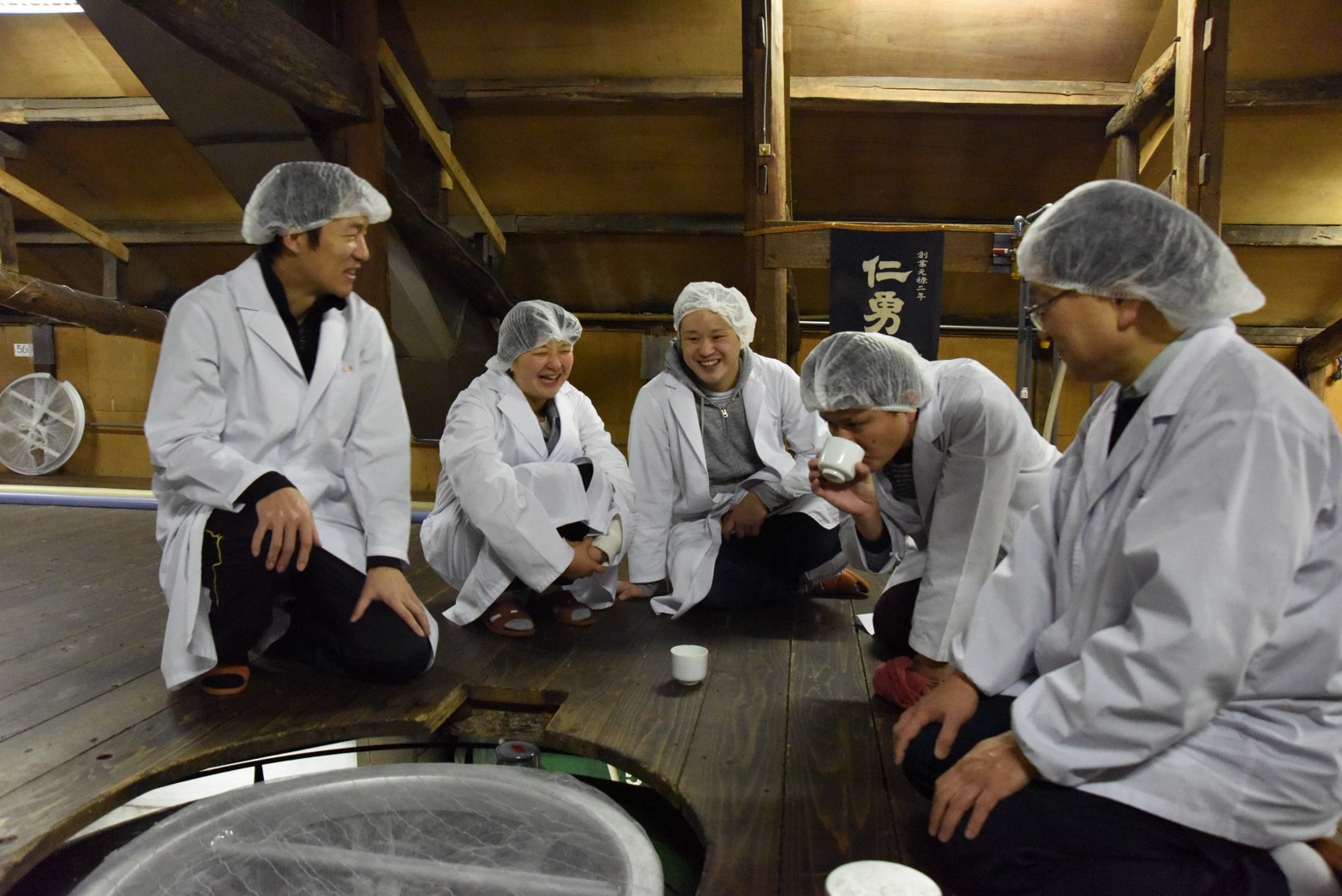 酒造でお酒造り オリジナル酒も