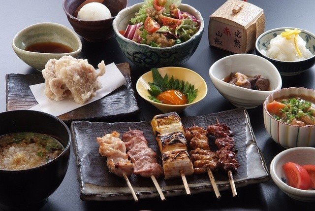 四ツ谷で味わうこだわりの焼き鳥と特別な日本酒で楽しいひとときを!